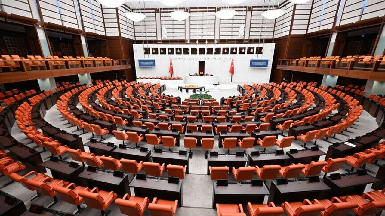 Borçluları ilgilendiren yeni vergi paketi mecliste!