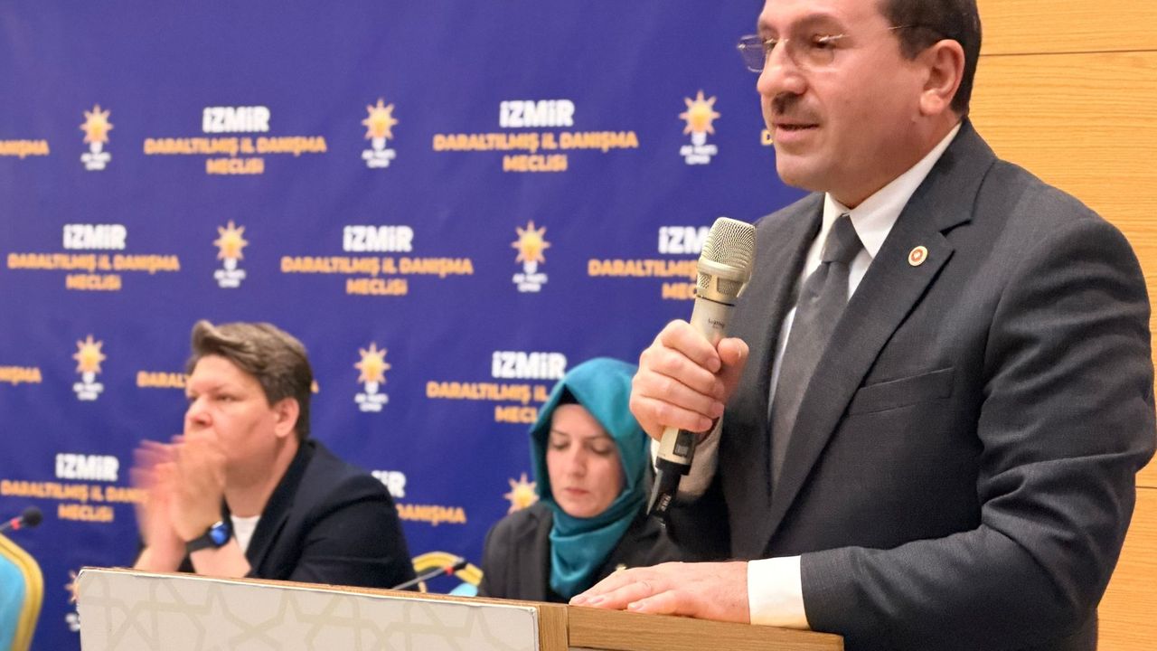 Yaşar Kırkpınar'dan İzmir Büyükşehir Belediyesi’ne sert eleştiri