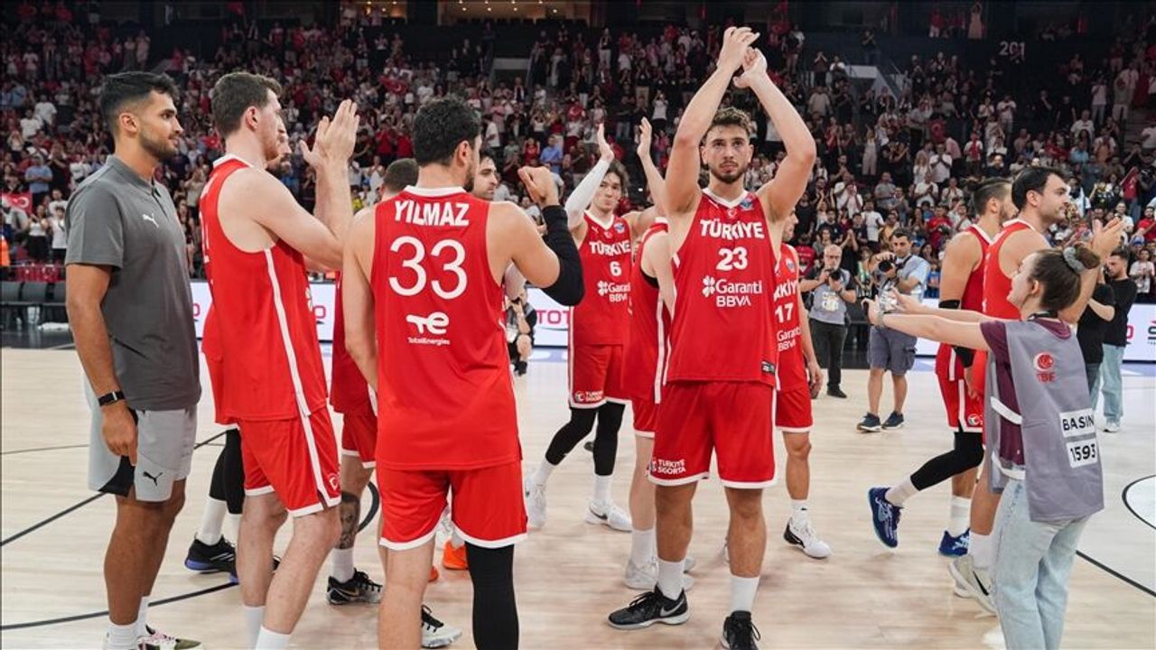 12 Dev Adam Ergin Ataman ile Dünya Kupası yolunda