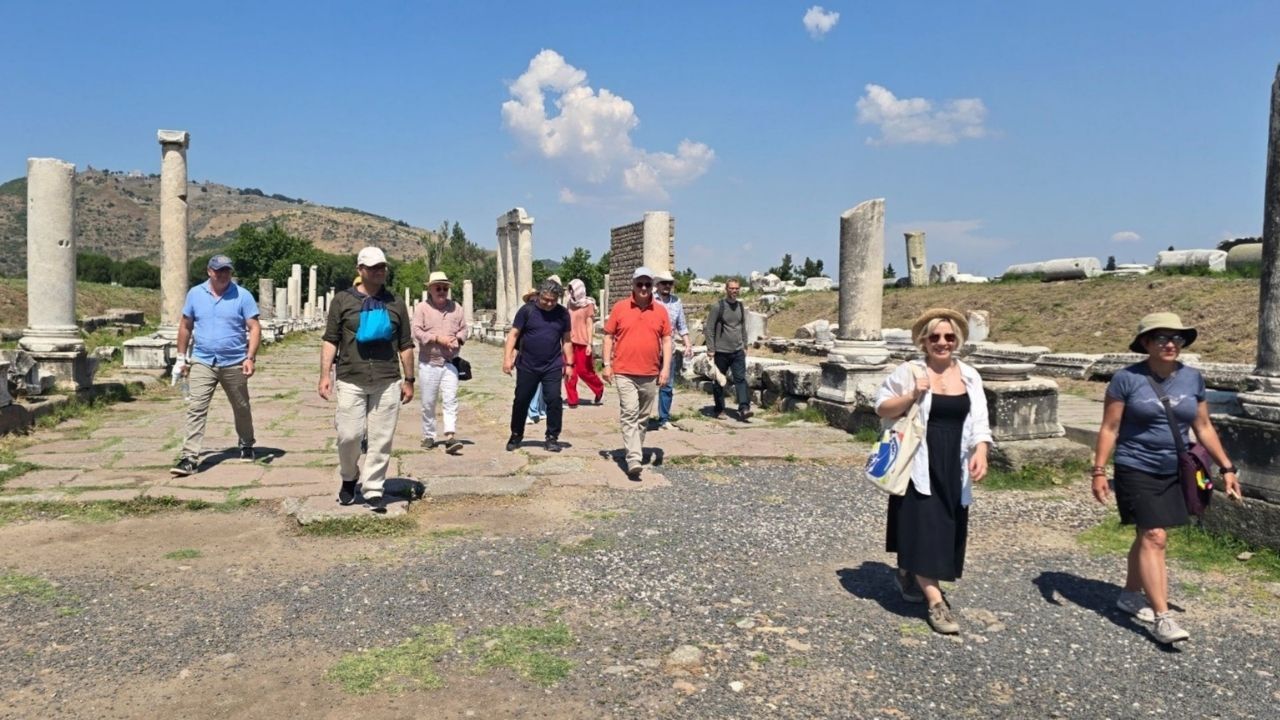2 bin yıllık antik tıp yapay zekayla Bergamada buluştu