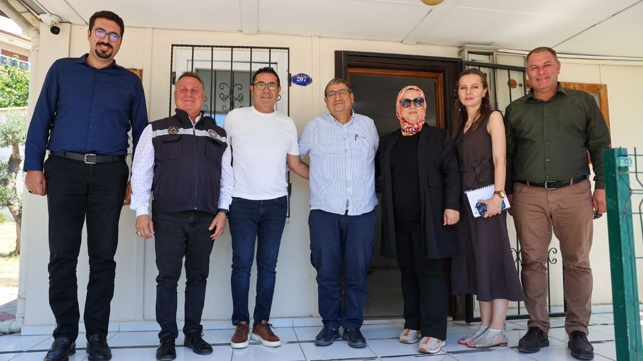 Buca Belediye Başkan Vekili Hüseyin Benzer’den muhtarlara çıkarma