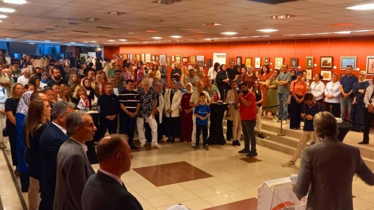 İzmirli sanatçılardan Filistin için dayanışma sergisi