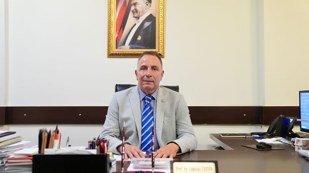 Egeli akademisyenden sağlıkta yapay zekâ kullanımın etik ve hukuki boyutlarına yönelik proje