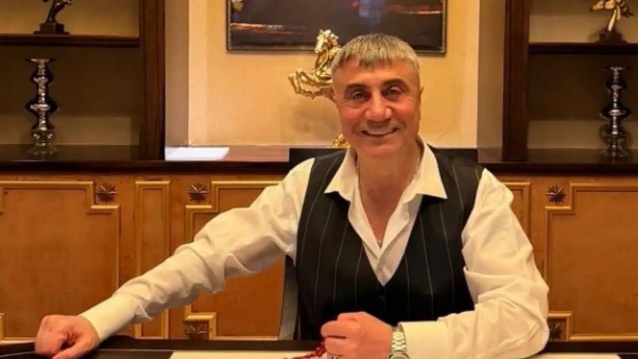 Karadenizli ünlü sanatçı Sedat Peker'e şarkı yazdı: Türkiye'ye dön!