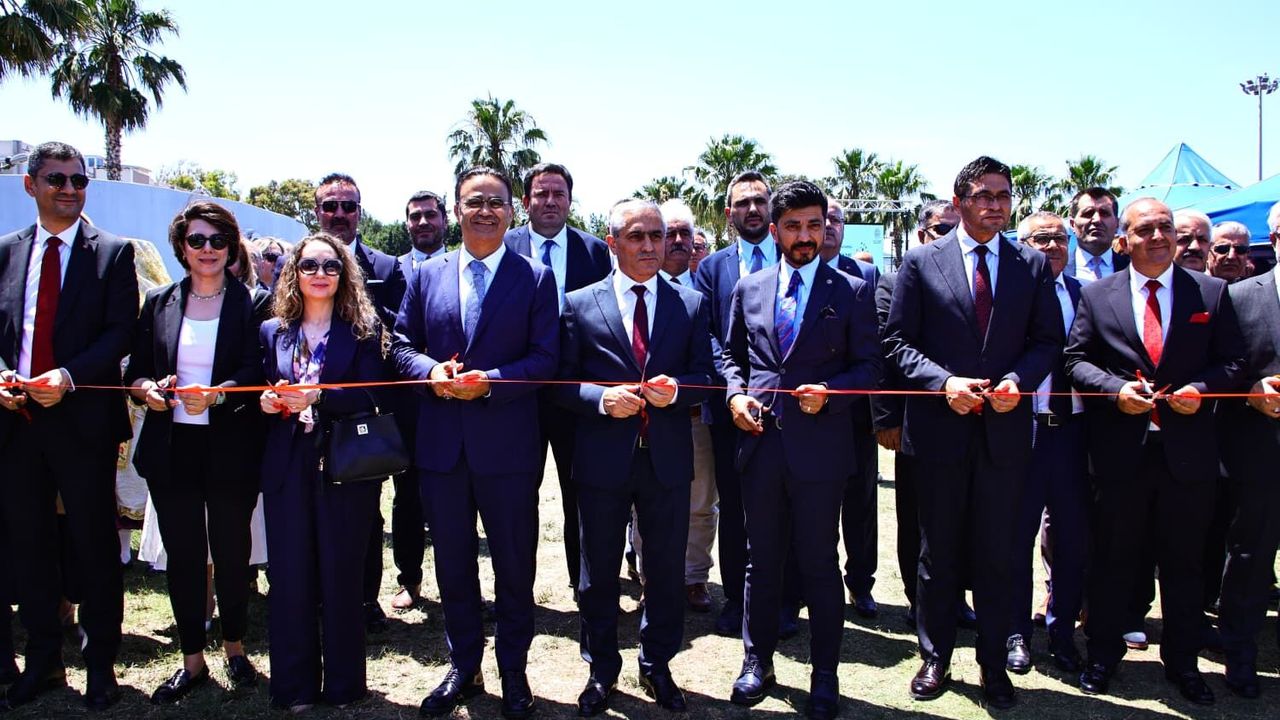 Hayat Boyu Öğrenme programı İzmir'de kapılarını açtı