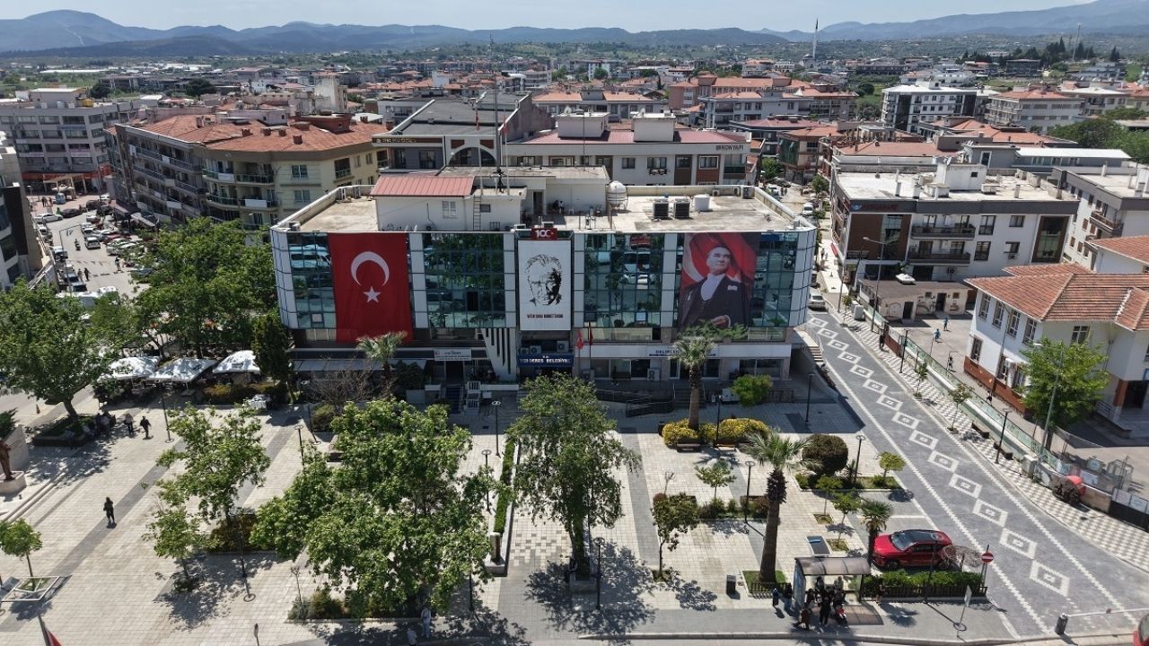 Menderes Belediyesi algı operasyonlarına karşı harekete geçti