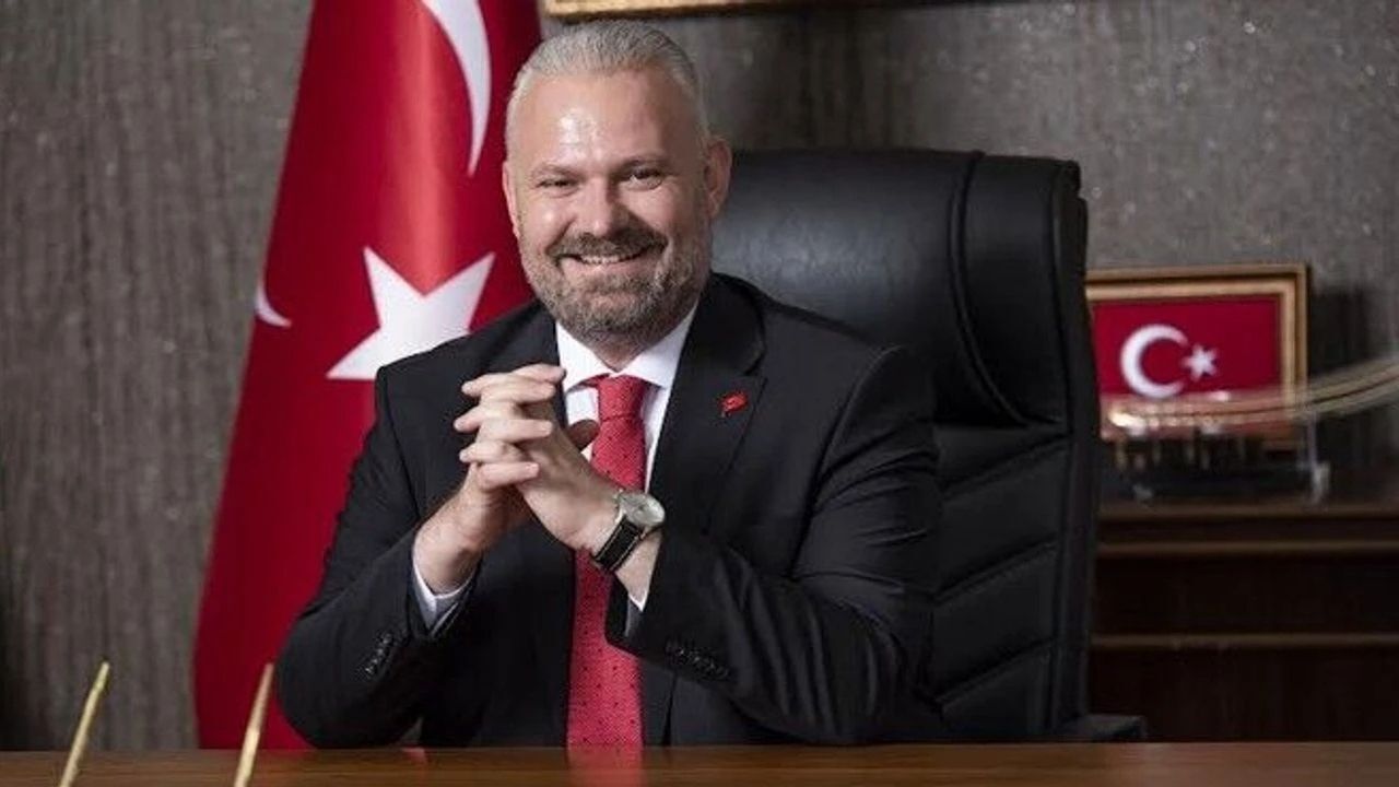Aydın Pehlivan Menemen'de eser odaklı hizmet dönemini özetledi