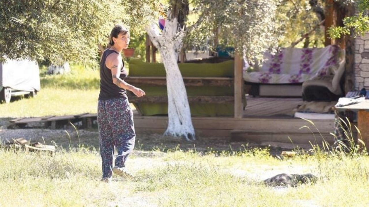 Özlem Tekin çiftlik hayatını da geride bıraktı