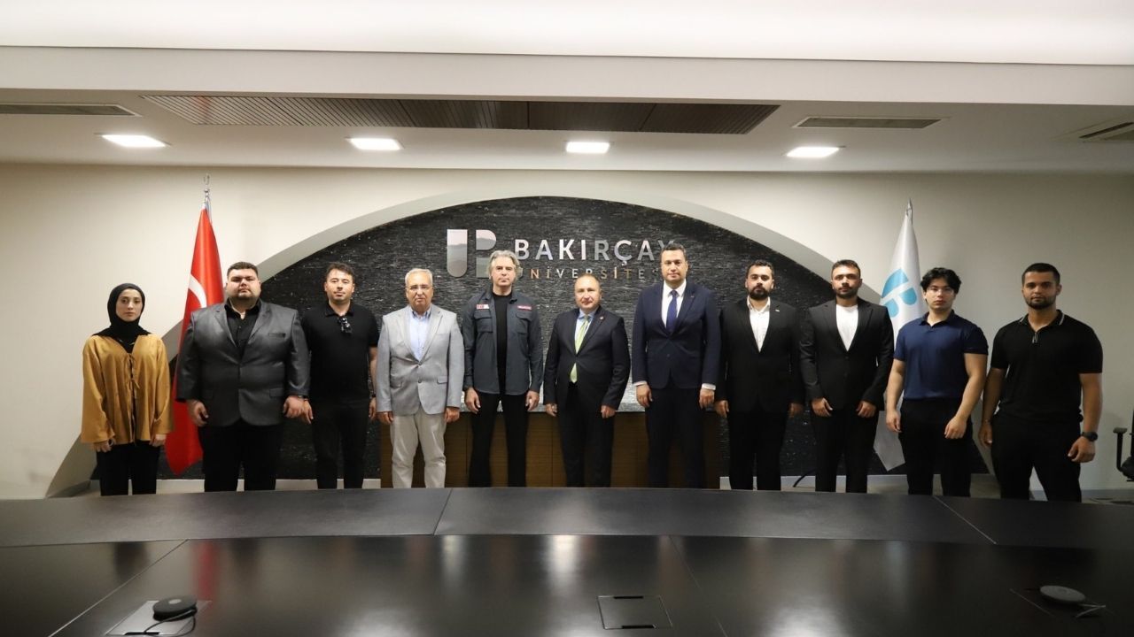 İzmir Bakırçay Üniversitesi ile Türk Kızılay iş birliğinde "Kızılay butik" hayata geçiyor