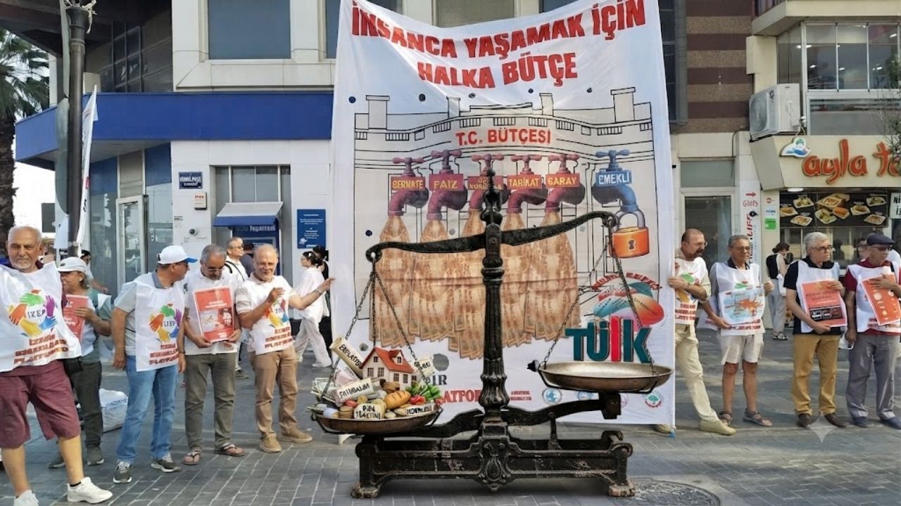 TÜİK rakamlarına karşı İzmir'de 'Kara Gün' eylemi