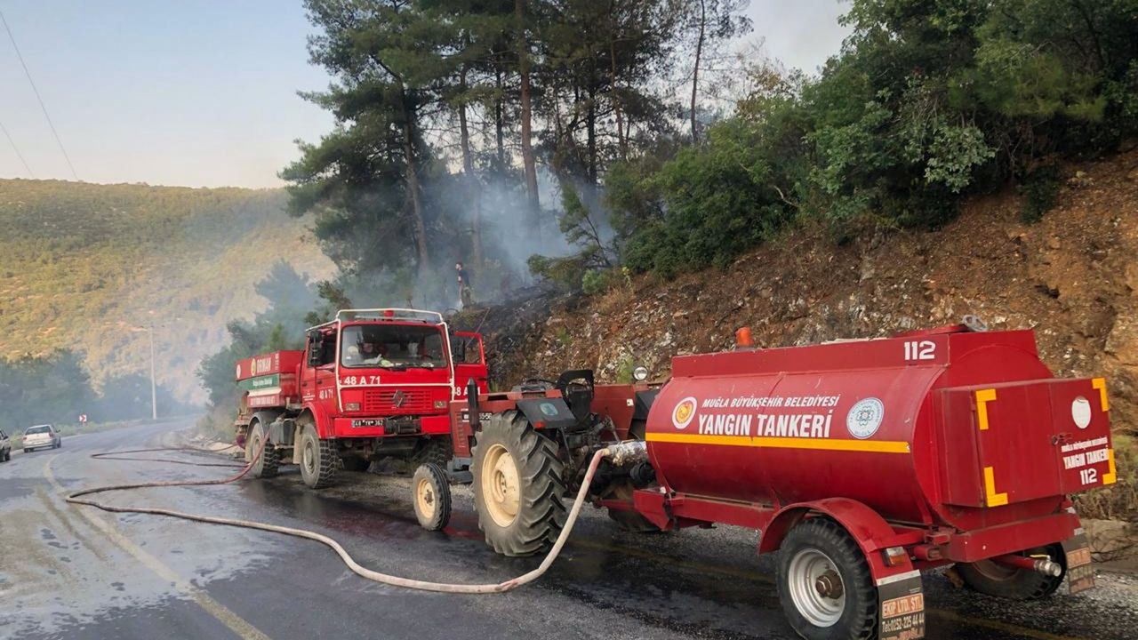 Muğla Menteşe orman yangını ekiplerce kontrol altına alındı