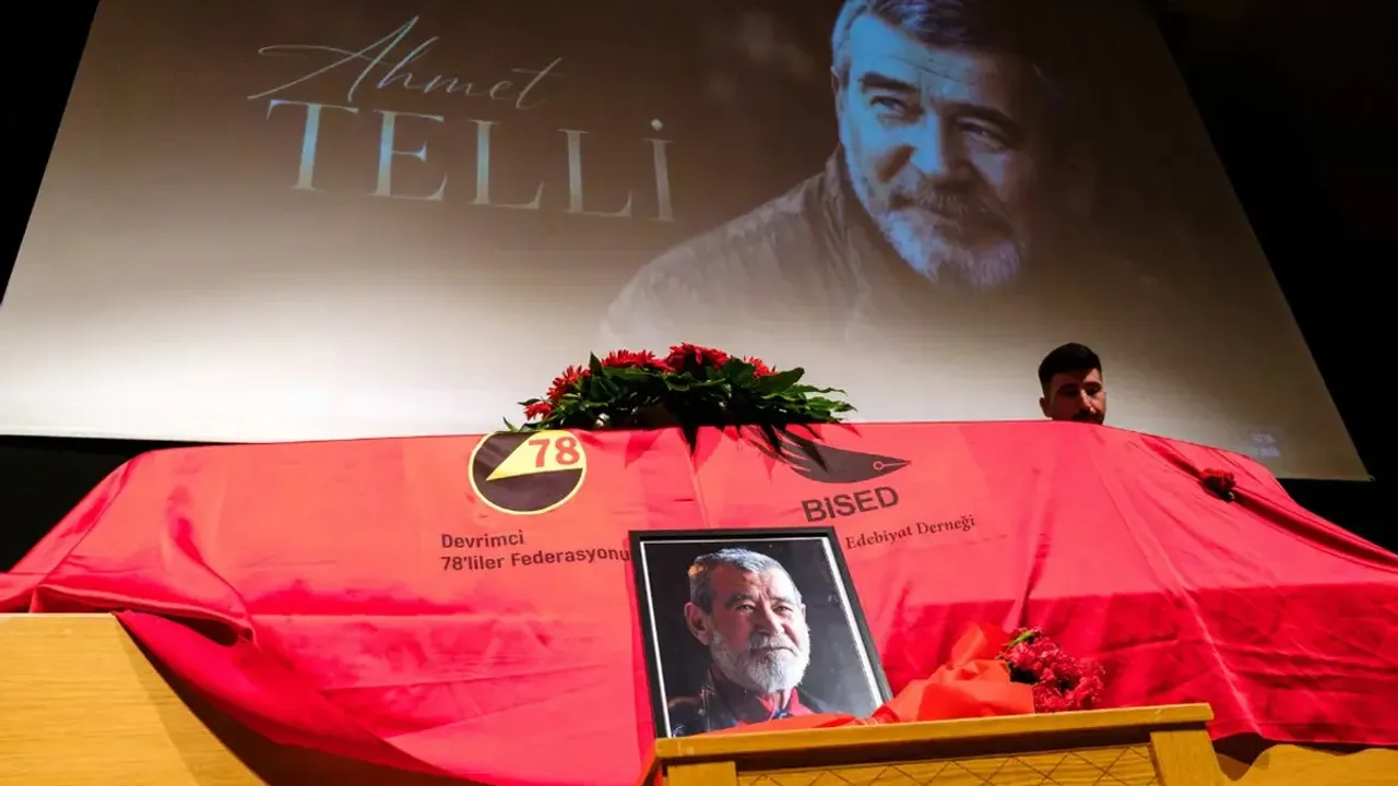Ahmet Telli'nin cenazesinde şaşırtıcı anlar: Kemal Kılıçdaroğlu'nun çelengi neden salona alınmadı?