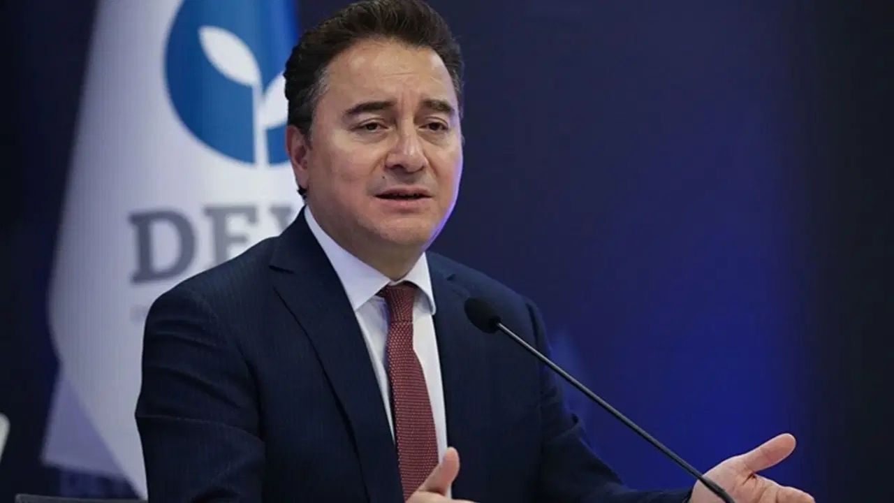 Babacan’dan seçim öncesi sürpriz açıklama: AK Parti’den soğuyanlar için güvenli liman geliyor!