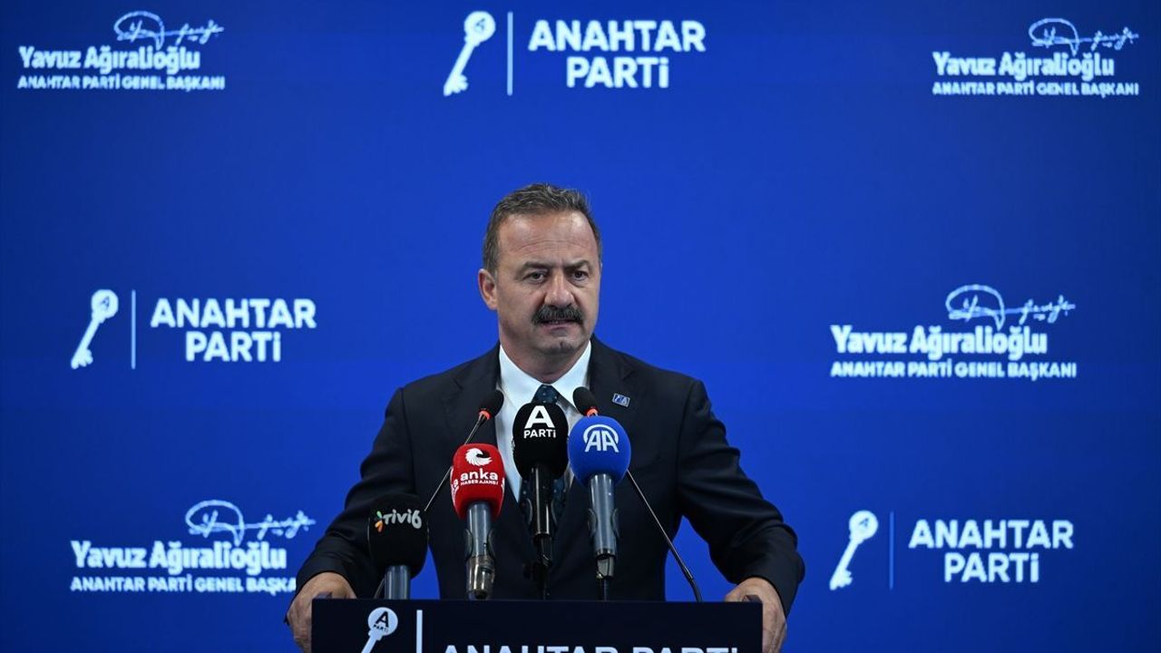 Anahtar Parti liderinden gündemi sarsacak İsrail ve NATO çıkışı