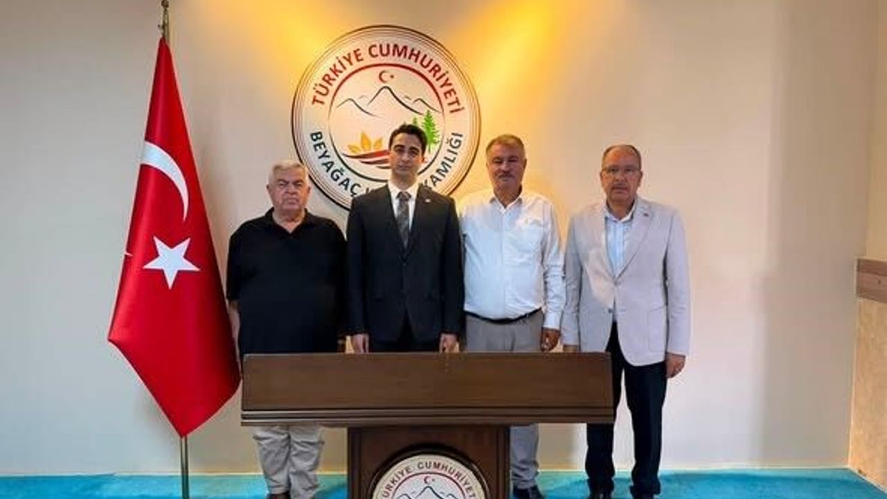 Beyağaç'ta yeni kaymakama başkanlardan ortak tebrik ziyareti