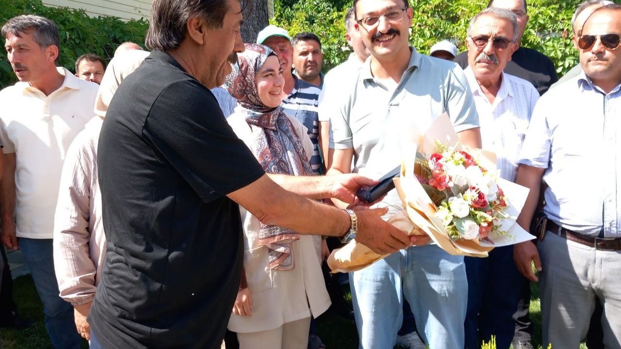 Emirdağ Kaymakamı Yasin Akgül gözyaşlarıyla uğurlandı
