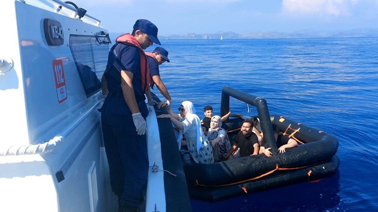 Yunanistan geri itti Türk Sahil Güvenliği Marmaris'te kurtardı