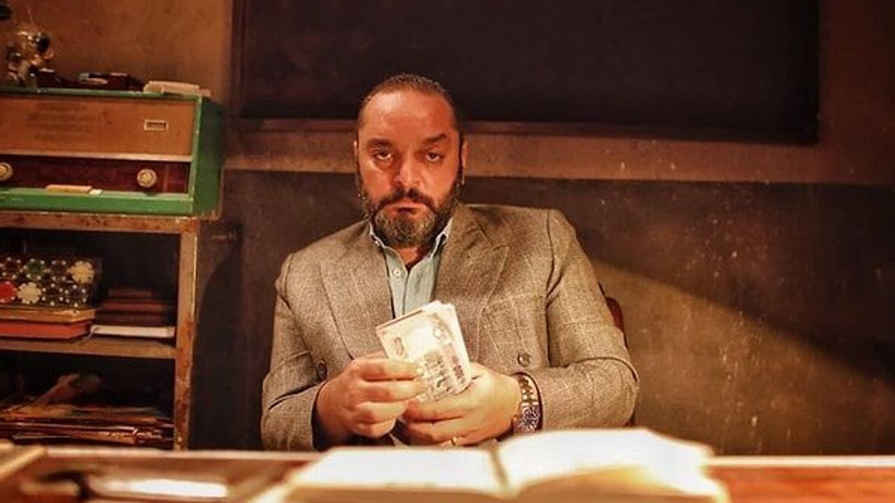 Cem Yılmaz'ın sağ kolu şafak operasyonunda gözaltında! Sosyal medyayı sallayan o isim kim?