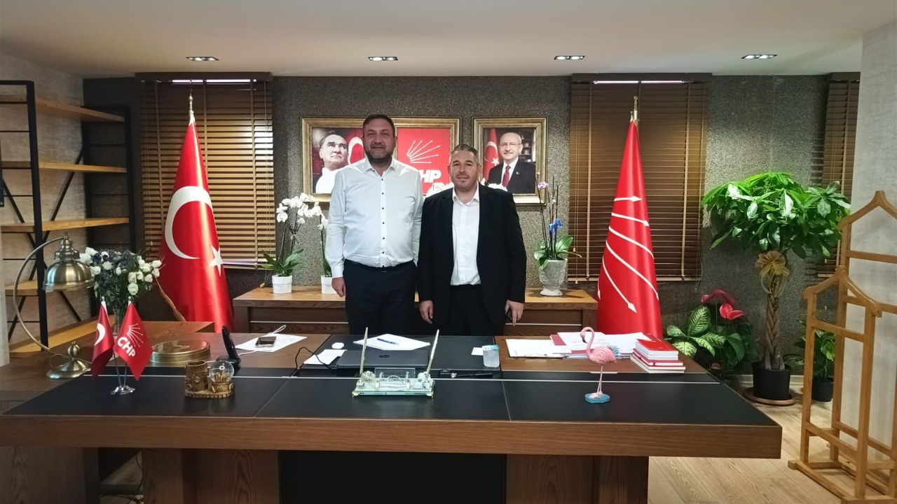MANŞETİZ gazetesi duyurmuştu: CHP Menderes yeni ilçe başkanı İsmail Karabel oldu!
