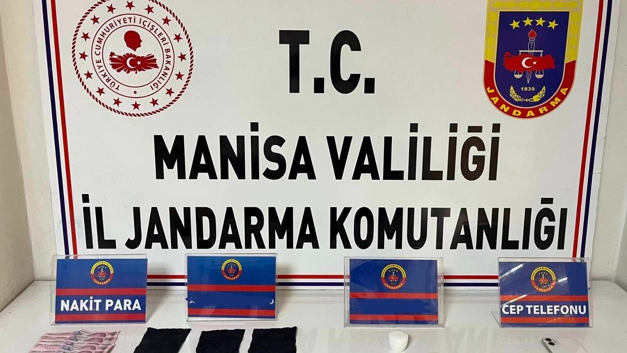 Jandarma açıkladı: Manisa'da üç ilçede eş zamanlı baskınla