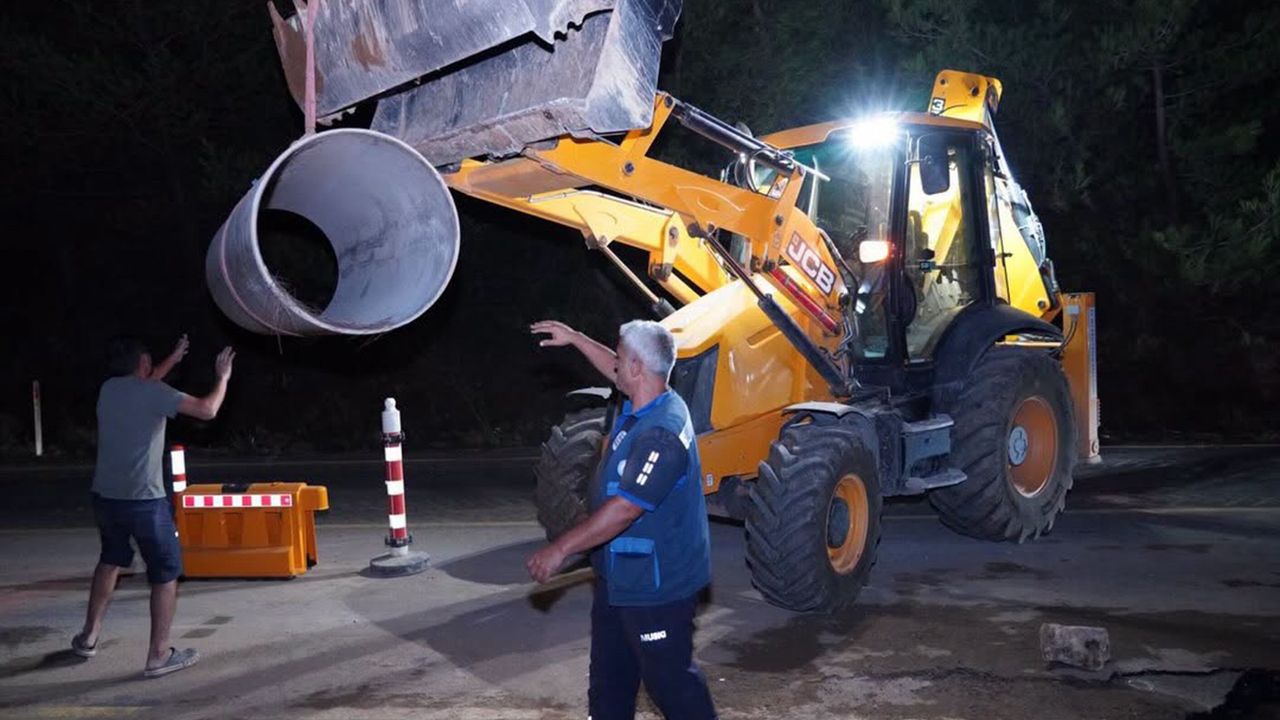 Bodrum'da ana isale hattında arıza: İş makinesi kazısı su ve elektrik altyapısını vurdu