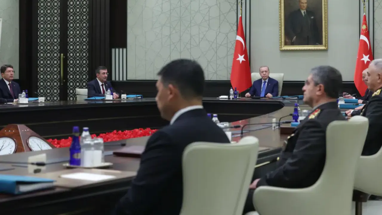 Kritik YAŞ zirvesi Beştepe'de bugün toplanacak: Yeni isimler masada