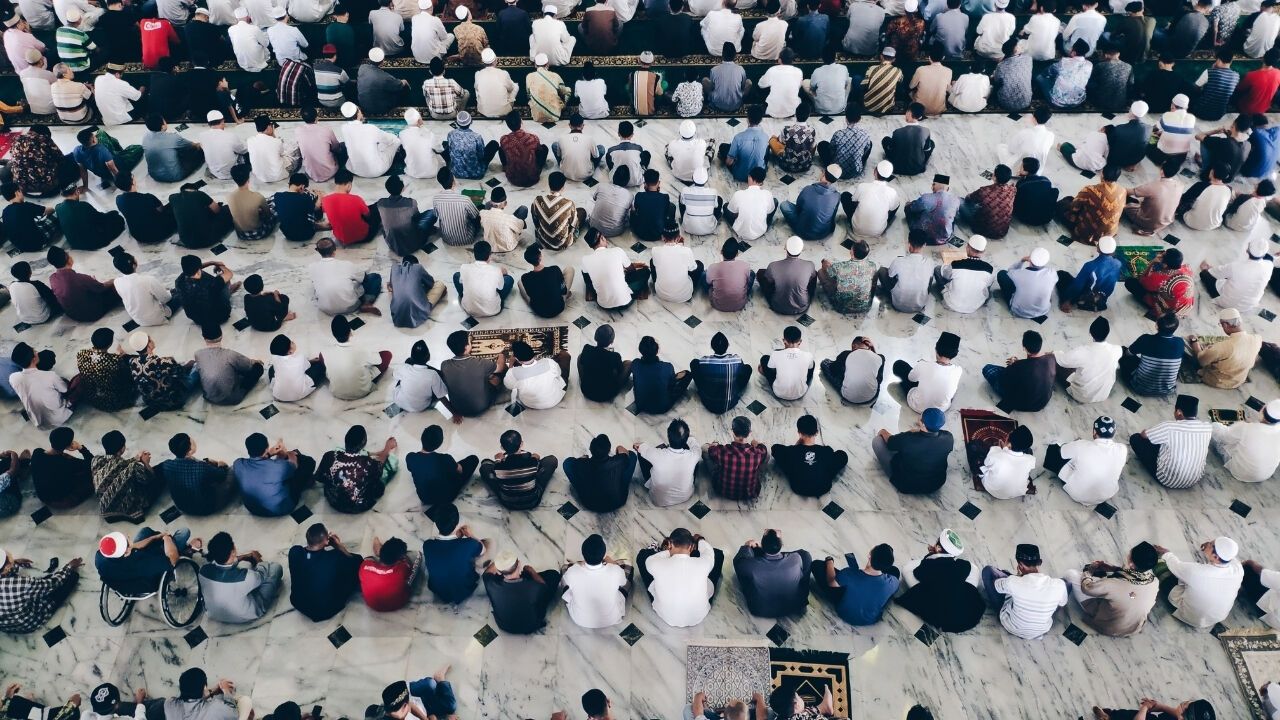 4 Eylül Cuma namazı saat kaçta? 81 il için vakitler açıklandı (Camiye gitmeden önce o detaya dikkat!)