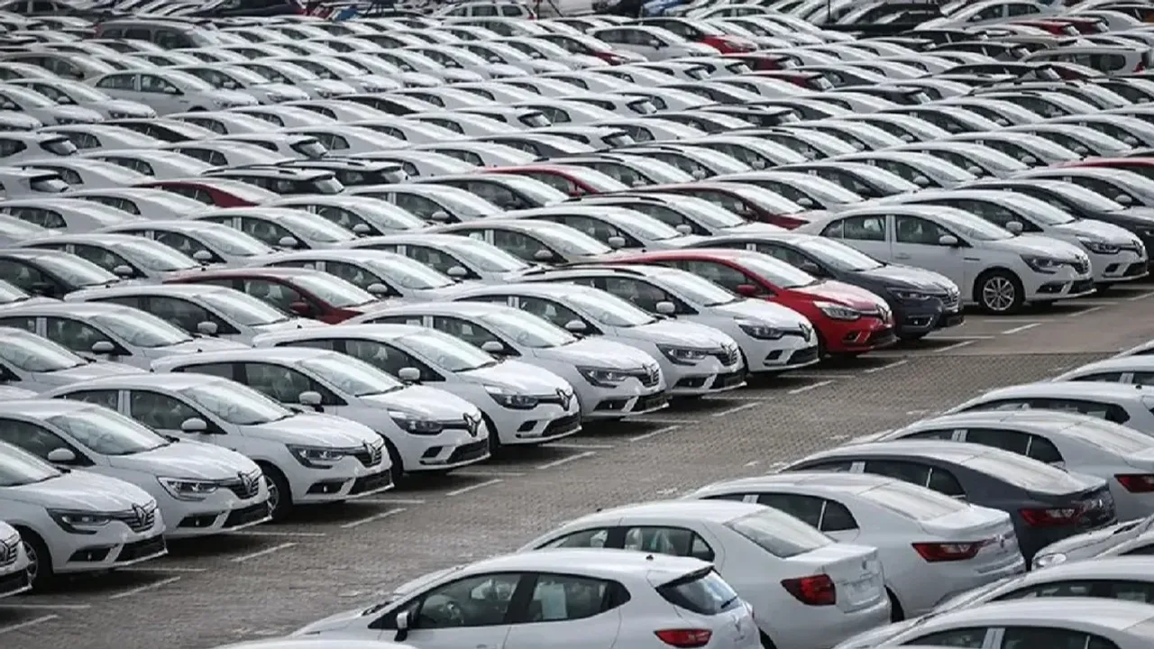 İkinci el otomobil piyasasında satış dengesi değişti: En hızlı alıcı bulan araçlar hangi fiyat aralığında?