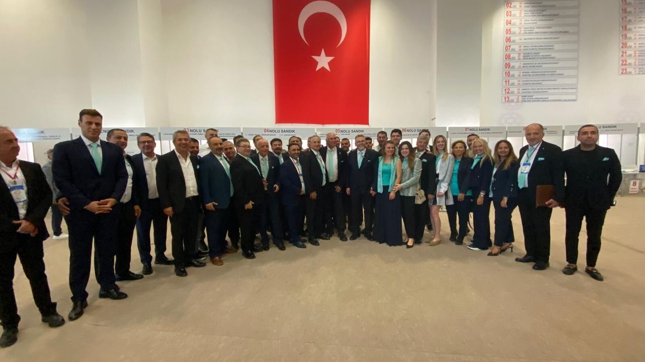 EBSO’da sandıktan turkuaz çıktı! Mustafa Karabağlı ilk etabı önde kapattı: Gözler 13 Ekim’de!