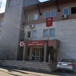 Engelli çocuğunu zincirledi!