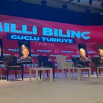 Kılıçdaroğlu, Karşıyaka Suat Taşer Sanat Merkezi'nde