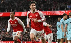 22 yıllık hasret son buldu: Şampiyon Arsenal