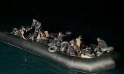 Çeşme’de 54 düzensiz göçmen yakalandı!