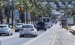 Bayram dönüşü başladı: Ünlü turizm merkezinde trafik yoğunluğu