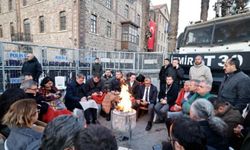 Meslek Fabrikası’nda tahliye başladı: Polis eşliğinde bina boşaltılıyor