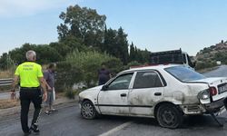 Aydın'da kaza: Kontrolden çıkan otomobil toprak yığınından savruldu