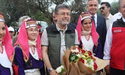 Bakan Yumaklı İzmir’de açıkladı: Kiraz hasadında destek müjdesi