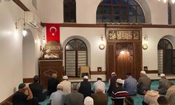 Denizli'de Cuma sonrası vatandaşa sıcak çorba ikramı