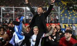Okan Buruk’tan Osimhen yorumu: Maç oynayan, oynadıkça forma giren bir oyuncu