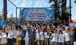 İzmir'de TÜBİTAK 4006-C Bilim Fuarları Festivali