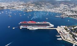Kuşadası’ndaki tartışmalı kruvaziyer seferi iptal edildi