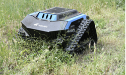 Çiğli’de ot biçme robotu işbaşı yaptı