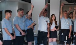 İlk yardım dersinde kahkaha fırtınası