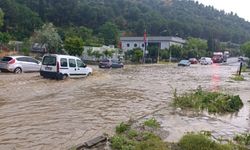 Manisa sağanak yağışa teslim oldu