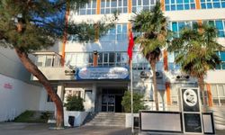 Yıkım kararı verildi, bin 650 öğrenci hâlâ derste: Facia olursa sorumlusu Millî Eğitim uyarısı