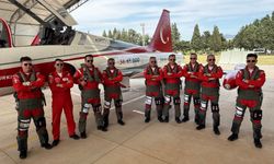 Türk Yıldızları ve SOLOTÜRK İzmir semalarında!