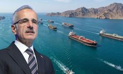 Bakan Uraloğlu resmen duyurdu! Ateş hattındaki Türk denizcilerden haber var