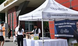 Manisa Büyükşehir Belediyesi'nden YKS adaylarına serinleten destek