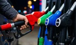 Benzine gece yarısı zammı: Litre fiyatı 70 lirayı geçti