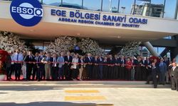 İzmir’de Patronlar buluşması: EBSO Hizmet Binası açıldı